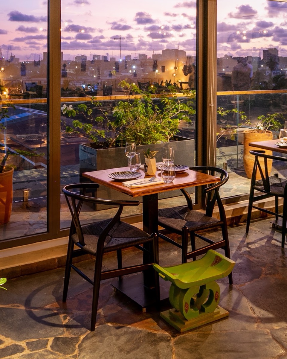 THE MIX RESTAURANT ACCRA — Accra