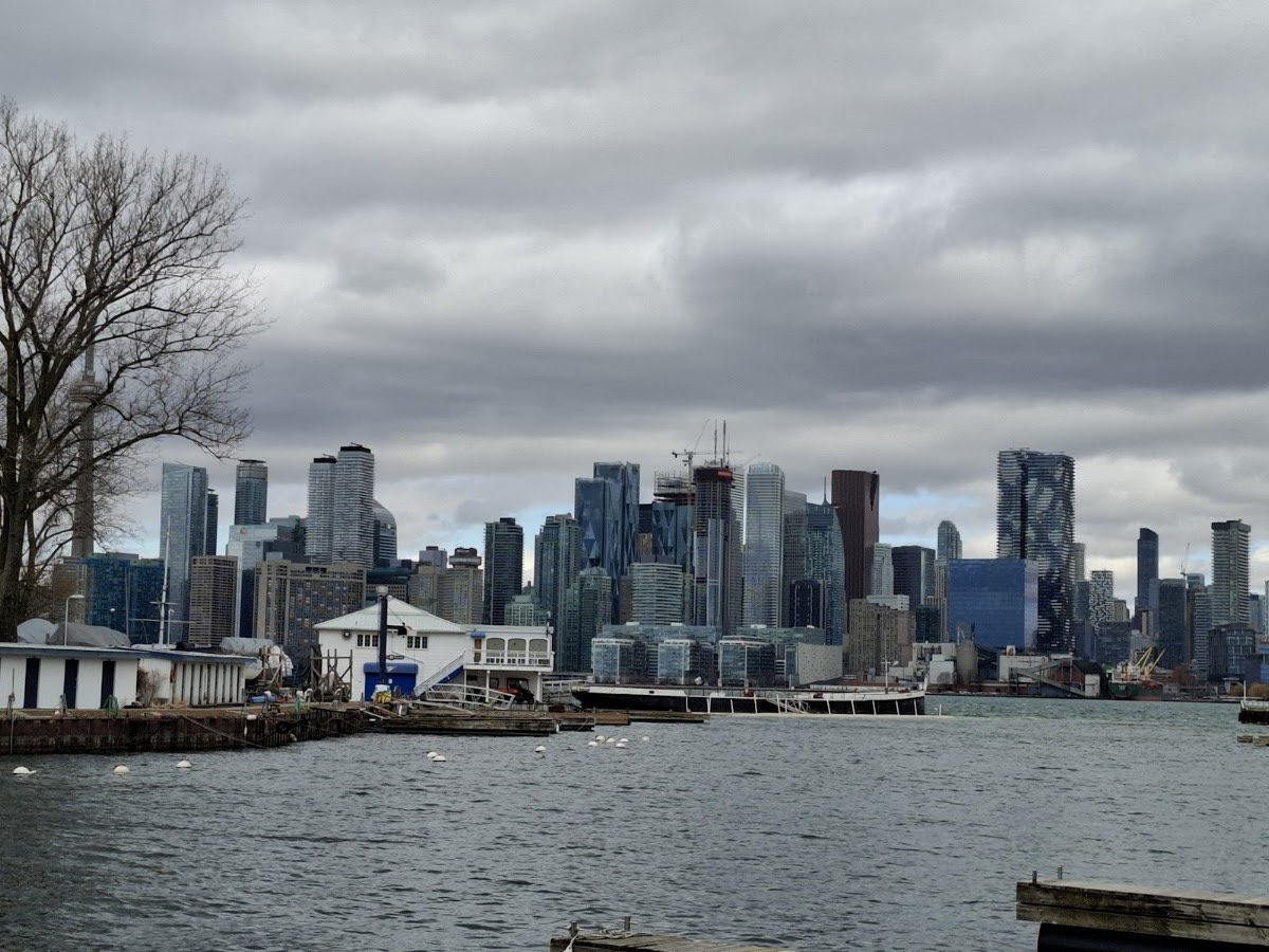 Toronto Skyline Viewpoint — Toronto