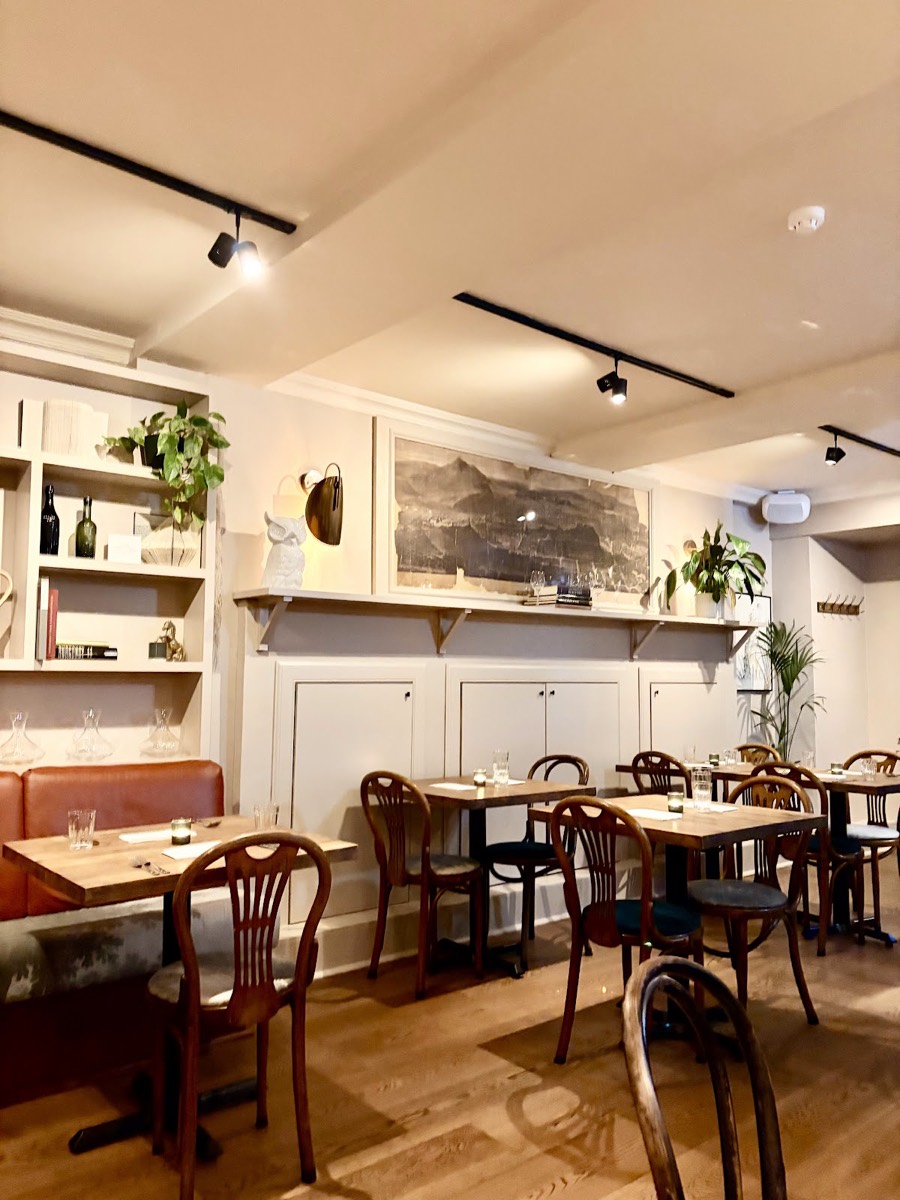 Under The Table — Edinburgh