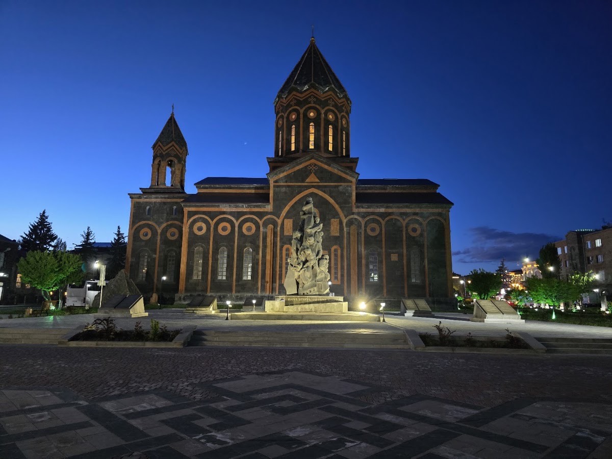 Vardanants Square — Gjumri